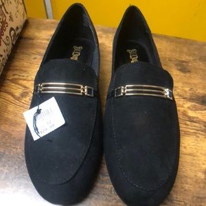 Brash Size 12 Women’s shoes Brand New